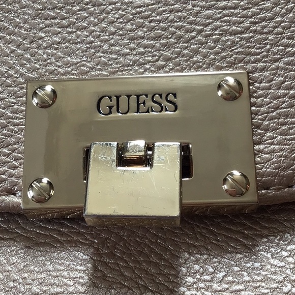 Guess Metallic Gold Alinda handbag - Picture 2 of 5